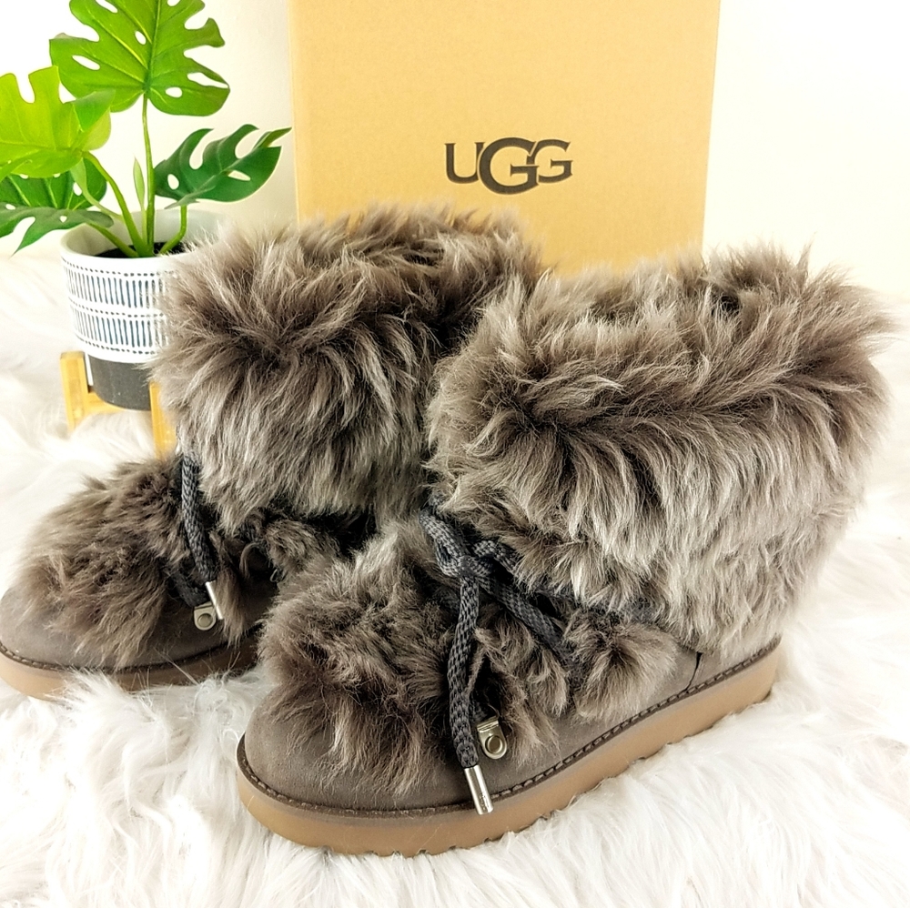 UGG Posh Mini Fur